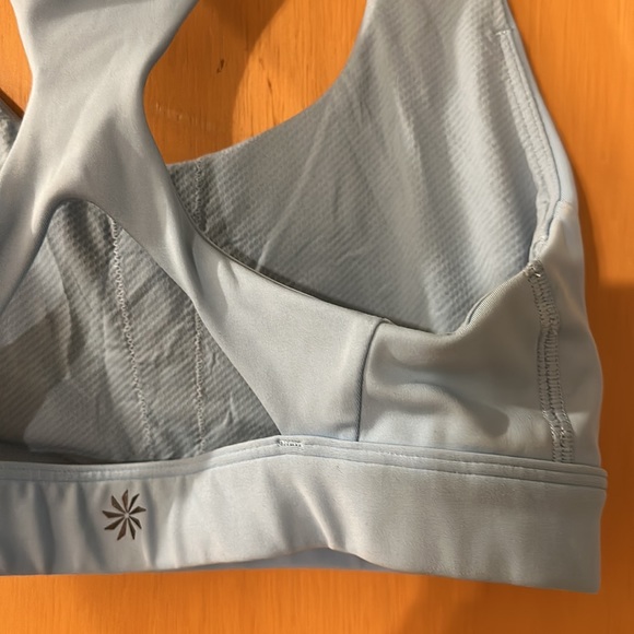 Athleta Women’s Ultimate Sports Bra Activewear Athletic Baby Blue Size XS - Picture 6 of 9